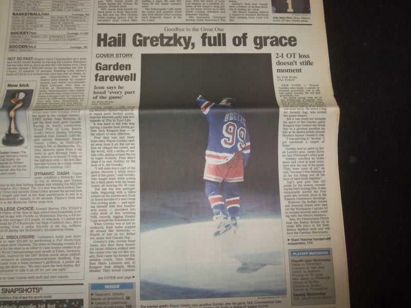 1999 APRIL 19 USA TODAY NEWSPAPER - WAYNE GRETZKY SAYS GOODBYE, RETIRES- NP 8024