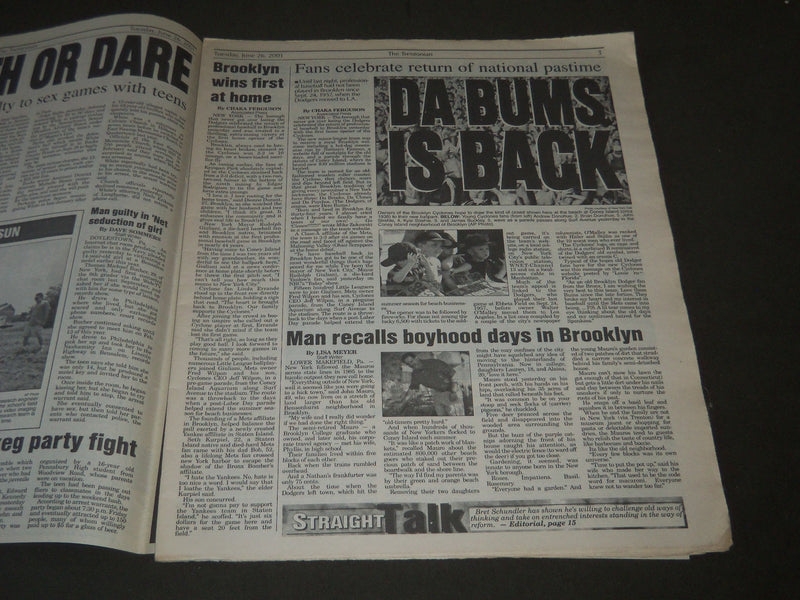 2001 JUNE 26 THE TRENTONIAN NEWSPAPER - BROOKLYN'S NEW BUMS - NP 2563