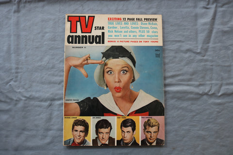 1961 TV STAR ANNUAL MAGAZINE - DOROTHY PROVINE COVER - E 18675