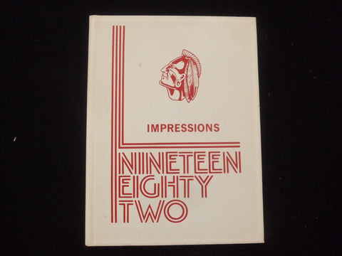 1982 IMPRESSIONS PEQUANNOCK VALLEY SCHOOL YEARBOOK- POMPTON PLAINS, NJ - YB 3161
