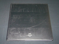 1990 AMISH THE ART OF THE QUILT HARDCOVER BOOK W/ CASE - FIRST EDITION - I 960A