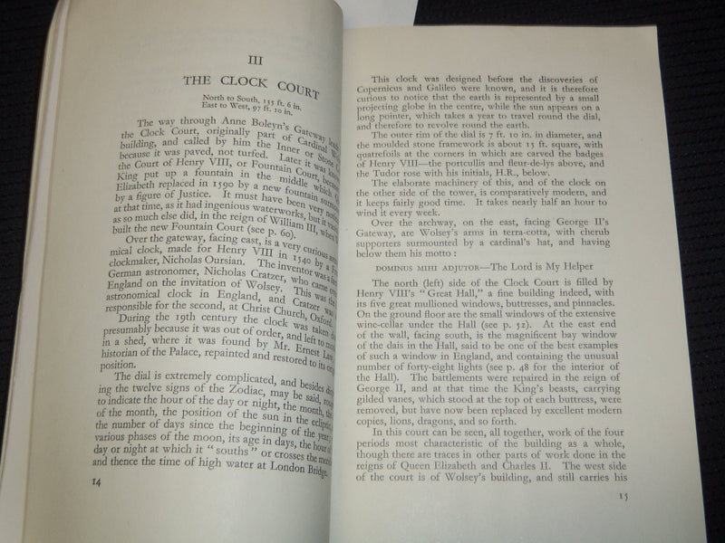 1934 HAMPTON COURT PALACE GUIDE BOOK - PALACE & GARDENS - J 9532