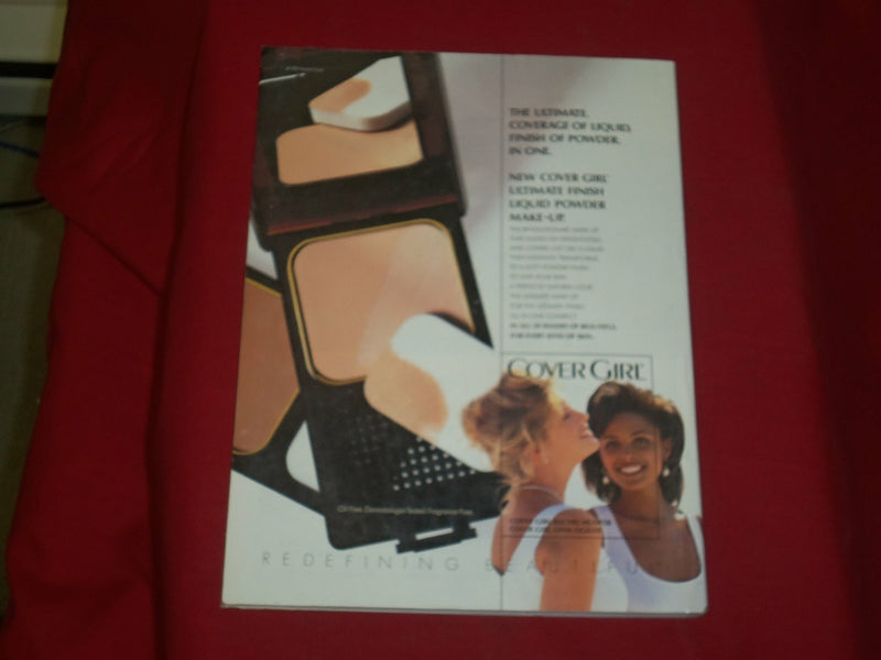 1994 MARCH COSMOPOLITAN MAGAZINE - MAGALI AMADEL, PHOTO BY SCAVULLO - B 5514