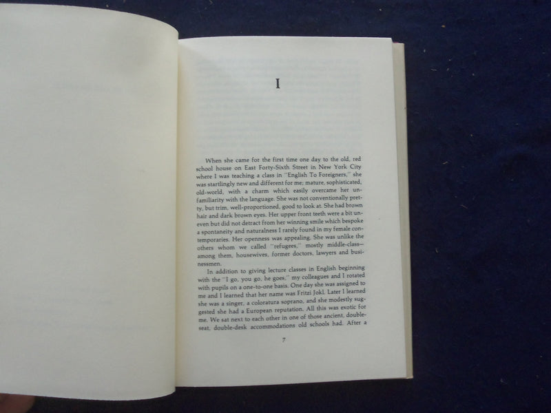 1977 IN PRAISE OF FRITZI HARD BOOK BY JACK SIEGEL - KD 8210