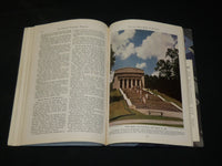 1942 JULY NATIONAL GEOGRAPHIC MAGAZINE - AMERICAN FLAG COVER - J 6087