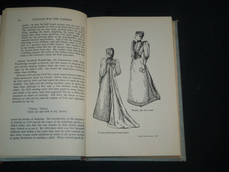 1953 IN DETROIT COURAGE WAS THE FASHION BOOK - KENNETH JAY LANE - KD 5496