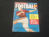 1957 STANLEY WOODWARD'S FOOTBALL MAGAZINE - BOBBY COX COVER - B 5529R