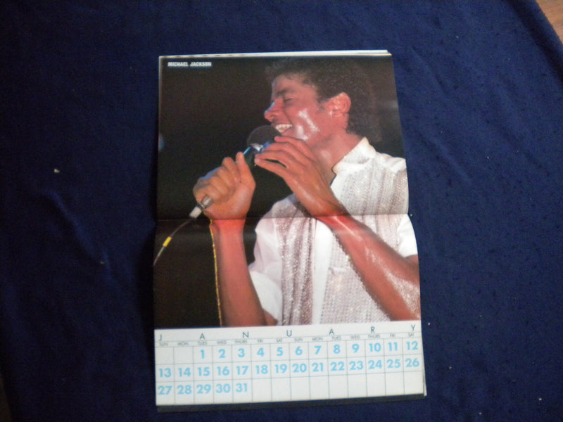 1984 RIGHT ON! MAGAZINE - 1984-1985 MICHAEL JACKSON POSTER CALENDAR - B 2875B