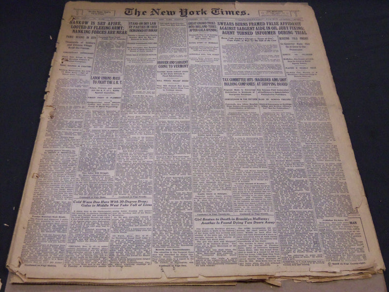 1927 NOV 13 NEW YORK TIMES - CROWD INTO HOLLAND TUBES AFTER OPENING - NT 5063