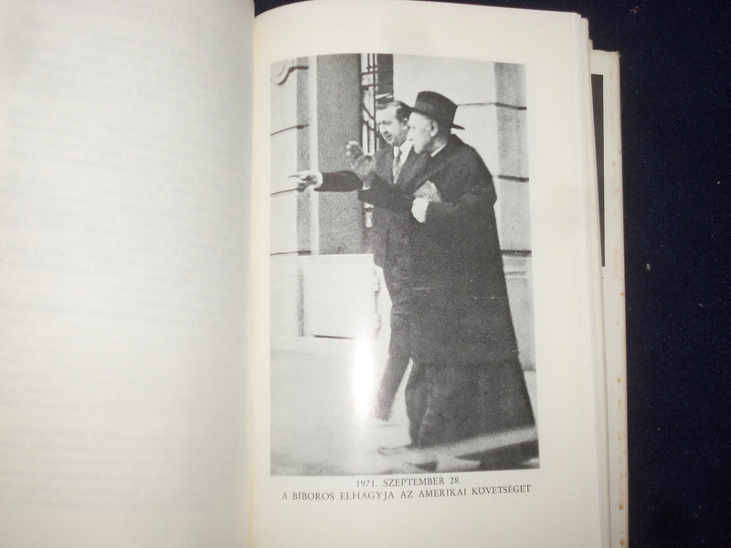 1976 ASZAMUZOTT BIBOROS HARDCOVER BOOK BY CSONKA EMIL - HUNGARIAN TEXT - KD 8768