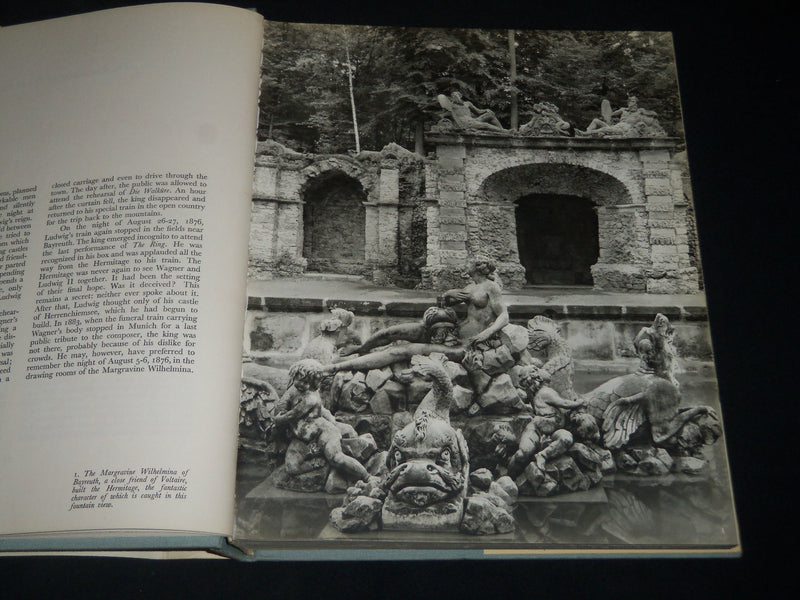 1973 DREAM PALACES BOOK BY CLAUDE ARTHAUD - HOUSES & THEIR TREASURES - D 464
