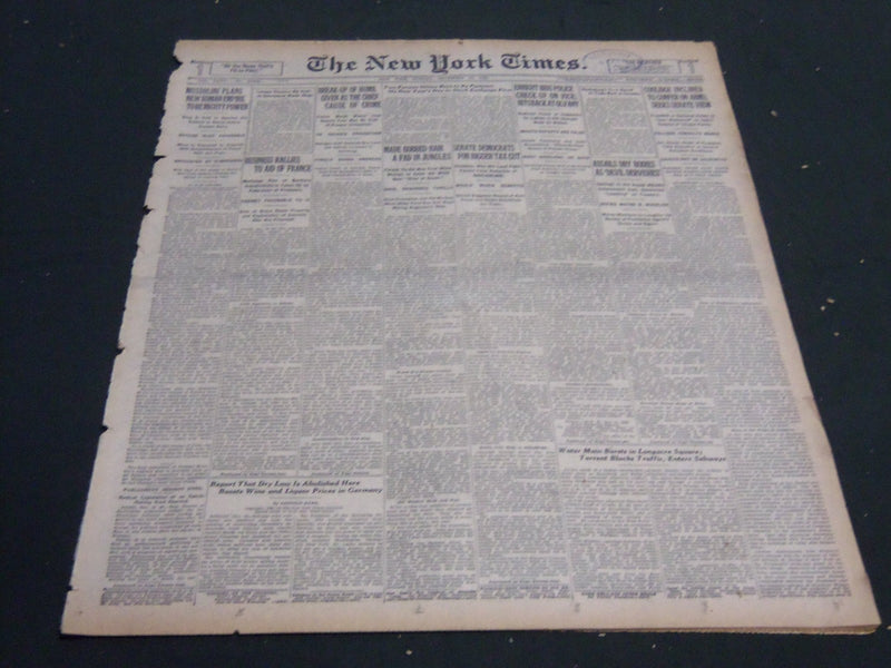 1925 DEC 20 NEW YORK TIMES - MUSSOLINI PLANS ROMAN EMPIRE TO BE POWER - NT 5401