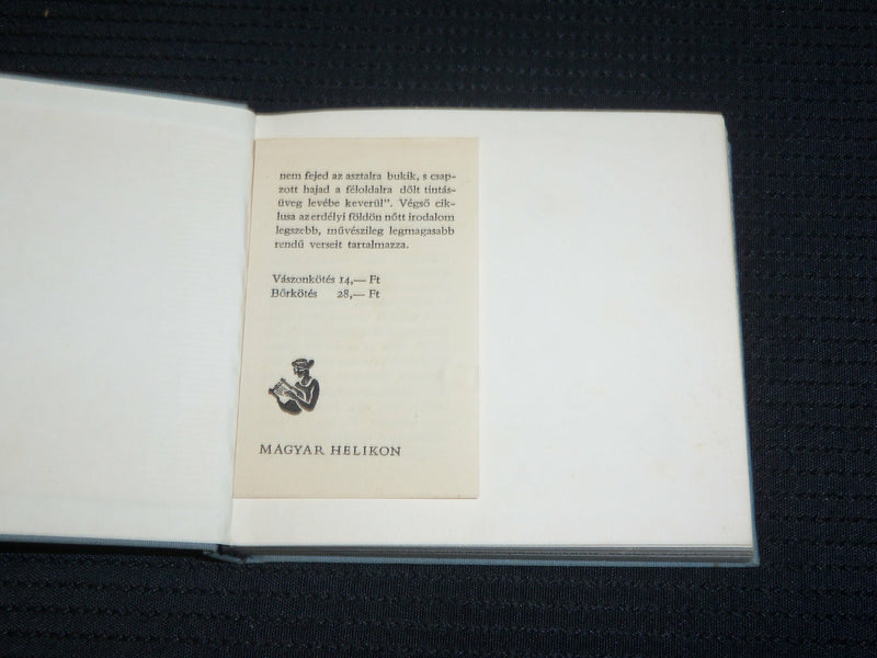 1965 ARANY ES KEK SZAVAKKYAL DSIDA HARDCOVER BOOK - HUNGARIAN - J 7037