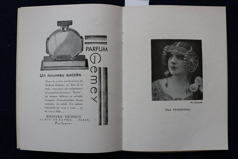 1930 ACADEMIE NATIONALE DE MUSIQUE ET DE DANSE-ENGLISH/FRENCH-SOFTCOVER - K 1526