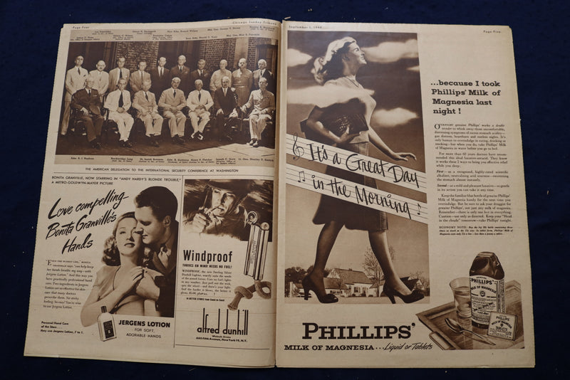 1944 SEPTEMBER 3 CHICAGO TRIBUNE MAGAZINE - ROBERT YOUNG COVER - E 22818