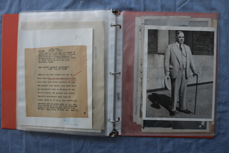 CANADIAN POLITICIANS ORIGINAL NEWS PHOTOS ALBUM - 39 PHOTOS - #123
