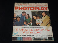 1973 MAY PHOTOPLAY MAGAZINE - THE JOHN WAYNES FRONT COVER - E 914