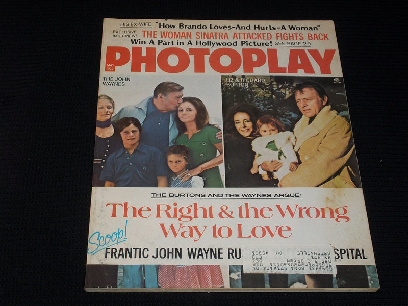 1973 MAY PHOTOPLAY MAGAZINE - THE JOHN WAYNES FRONT COVER - E 914