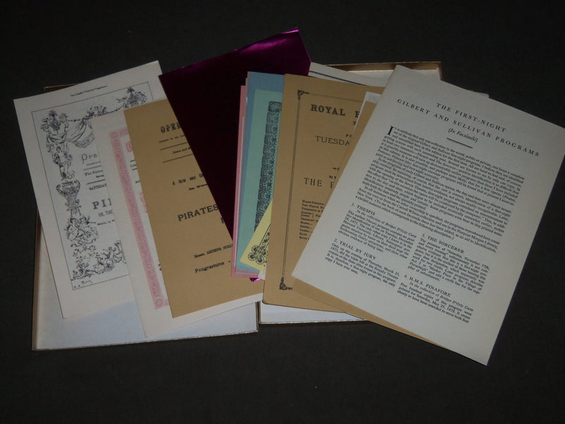 1958 THE FIRST NIGHT GILBERT & SULLIVAN BOXED SET - LIBRETTOS & OPERAS - KD 4872
