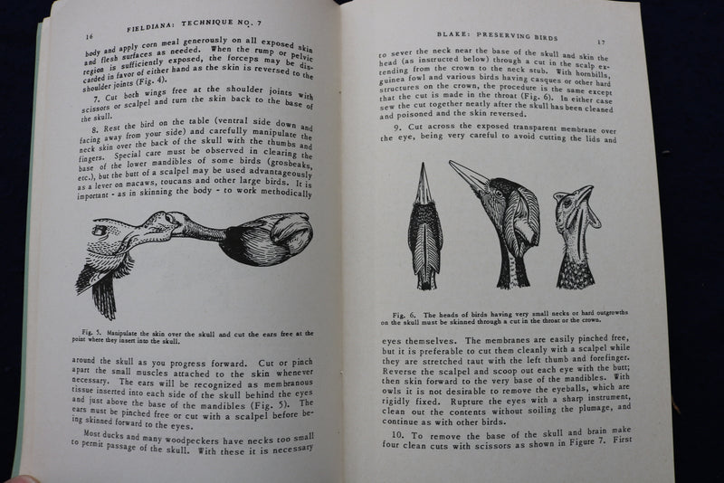 1949 PRESERVING BIRDS FOR STUDY SOFTCOVER BOOK BY EMMET R. BLAKE - K 1379