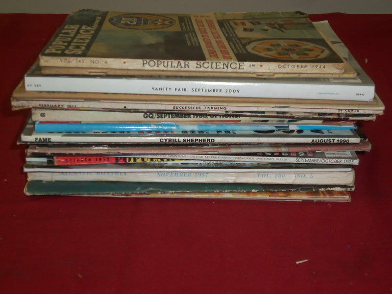 ASSORTED MAGAZINES LOT OF 22 - GREAT DEALER LOT - MANY TERRIFIC ADS - O 2995J