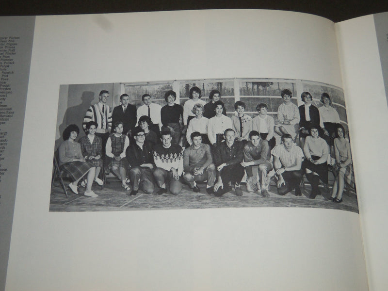 1963 PIONEER PATERSON STATE COLLEGE YEARBOOK - WAYNE NEW JERSEY - YB 1091