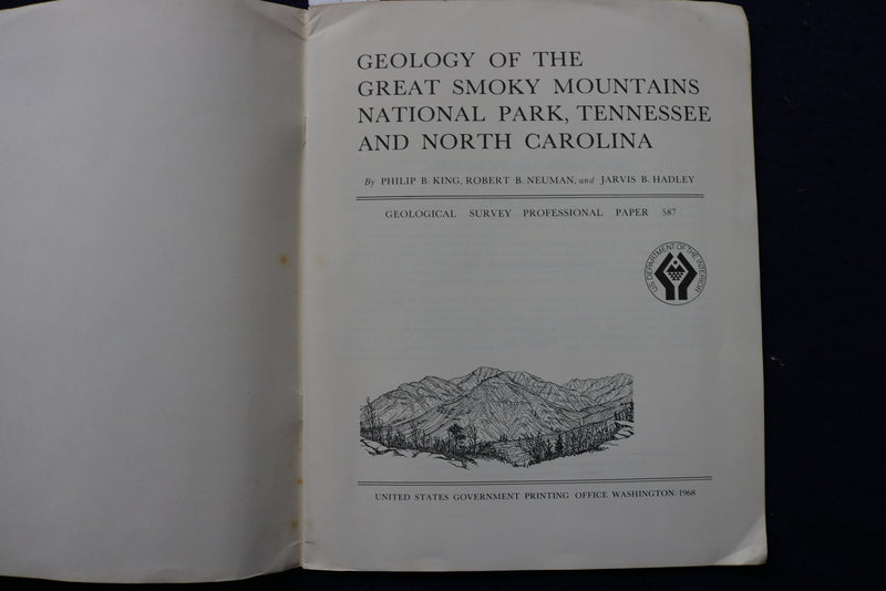 1968 GEOLOGY OF THE GREAT SMOKY MOUNTAINS SOFTCOVER BOOK - FOLD-OUT MAP - K 1384