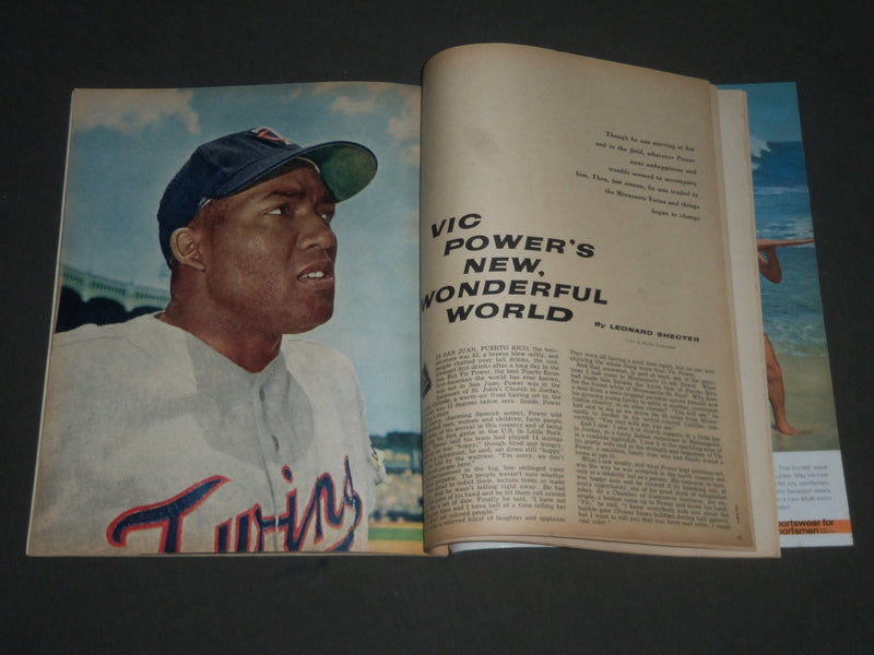 1963 MAY SPORT MAGAZINE - MICKEY MANTLE & YOGI BERRA COVER - SP 2814