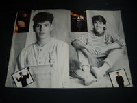 1989 NEW KIDS ON THE BLOCK POSTER BOOK - GREAT PHOTOS - 18 PAGES - SP 3242C