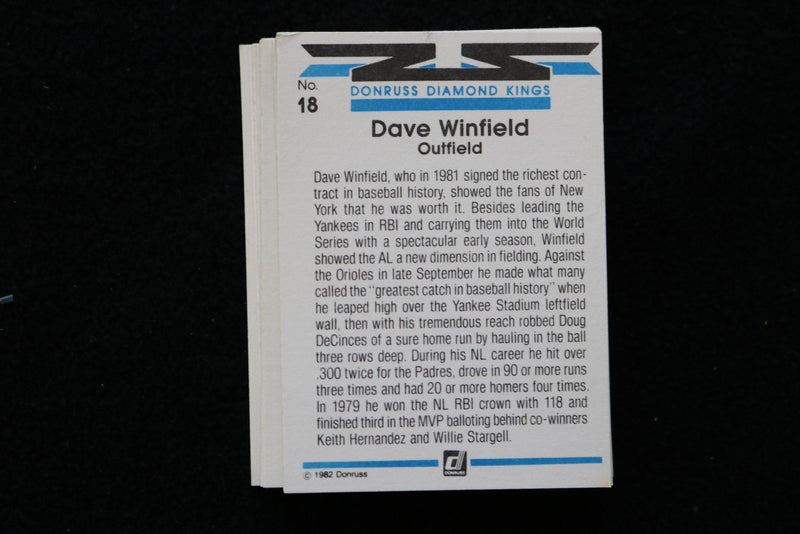 DAVE WINFIELD 1982 DONRUSS DIAMOND KINGS BASEBALL CARD-#18- NM-MT -LOT OF 27-#22
