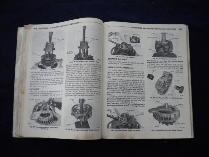 1977 DODGE COMPACT - PLYMOUTH VOYAGER SERVICE MANUAL - SOFTCOVER - KD 8012