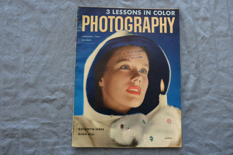 1953 JANUARY PHOTOGRAPHY MAGAZINE - 3 LESSONS IN COLOR COVER - SP 1195W