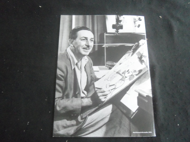 2019 LIFE MAGAZINE - MICKEY MOUSE AT 90 - B 4077A