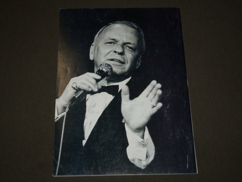 1986 THE LIFE AND TIMES OF FRANK SINATRA MAGAZINE - GREAT COVER - CW 590