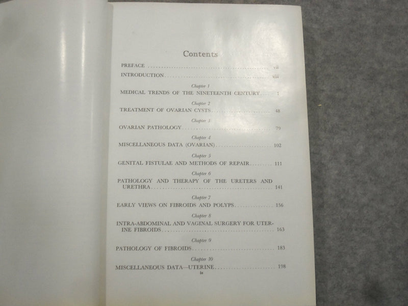 1945-1950 GENEALOGY / 100 YEARS OF GYNAECOLOGY BY JAMES RICCI-LOT OF 2- KD 2759W