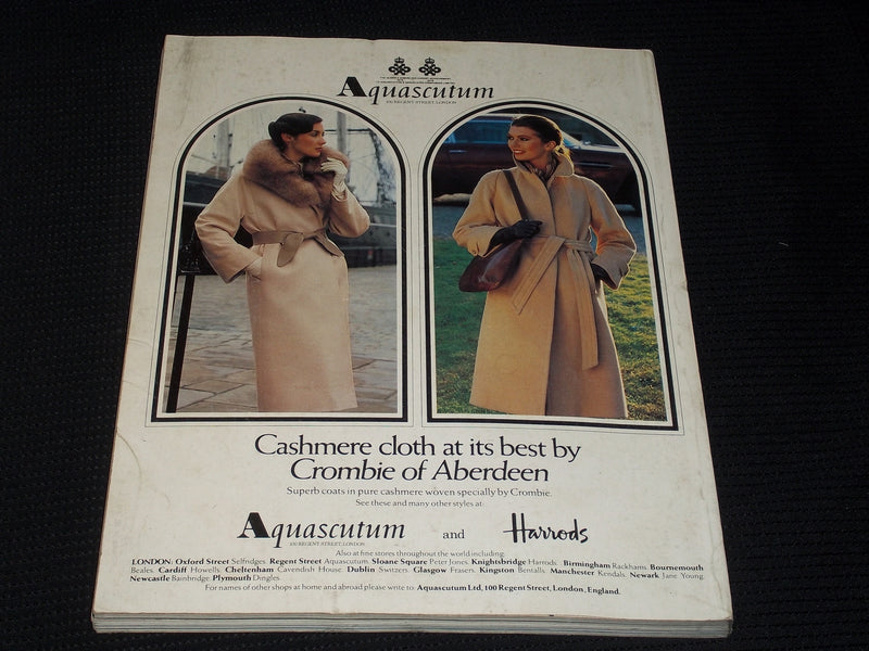 1980 SEPTEMBER HARPERS & QUEEN MAGAZINE - NICE FASHION FRONT COVER - E 5592