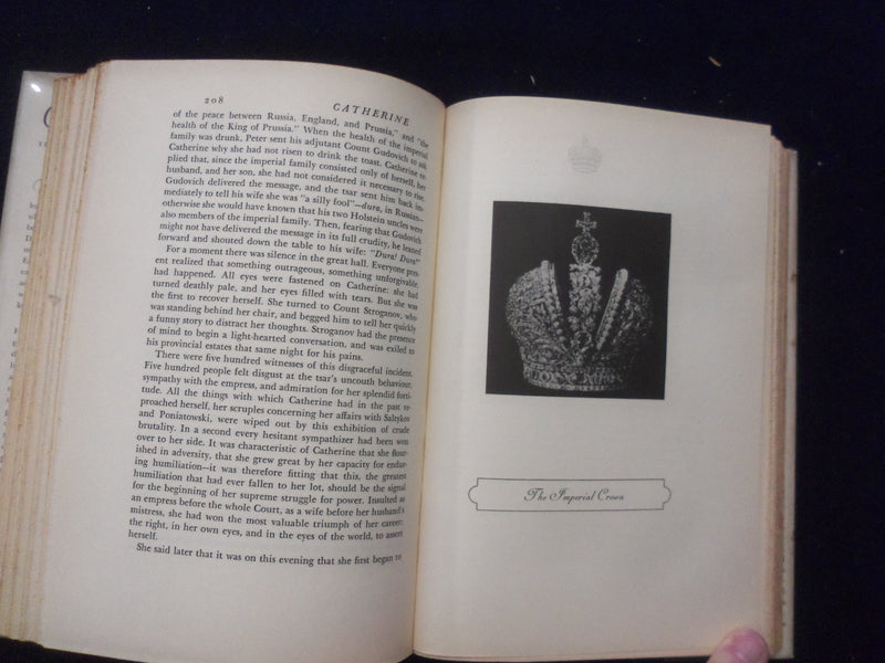 1935 CATHERINE THE PORTRAIT OF AN EMPRESS HARDCOVER BOOK BY GINA KAUS - KD 8356