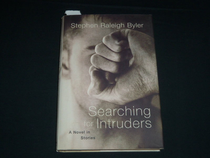 2002 SEARCHING FOR INTRUDERS BOOK SIGNED BY STEPHEN RALEIGH - FIRST EDN- KD 5545
