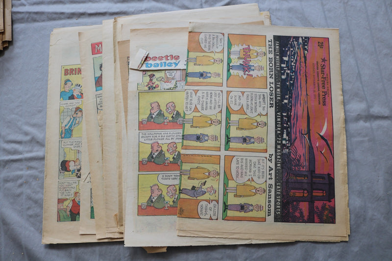 1970'S SUNDAY COLOR COMICS PAGES - HUGH LOT - 3 INCH STACK - NP 9310