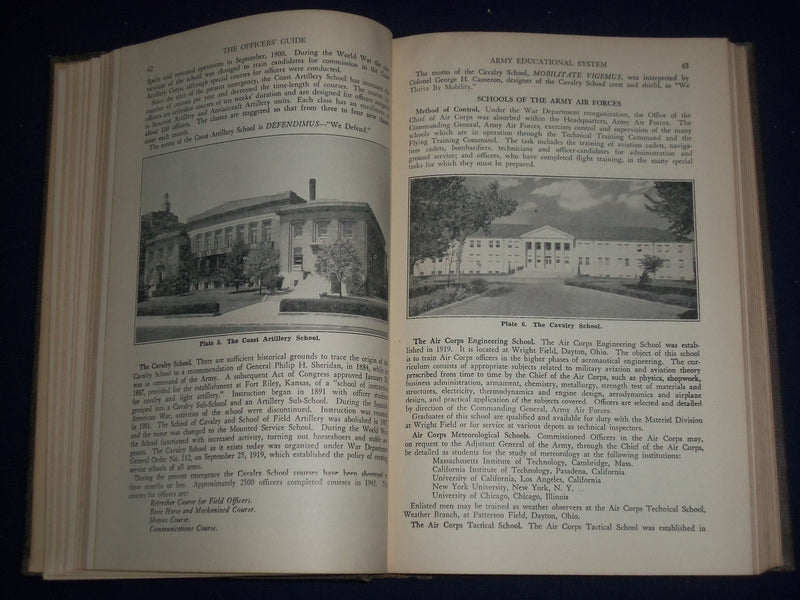 1942 THE OFFICERS' GUIDE - 8TH EDITION - NICE FOLD-OUTS - KD 1486