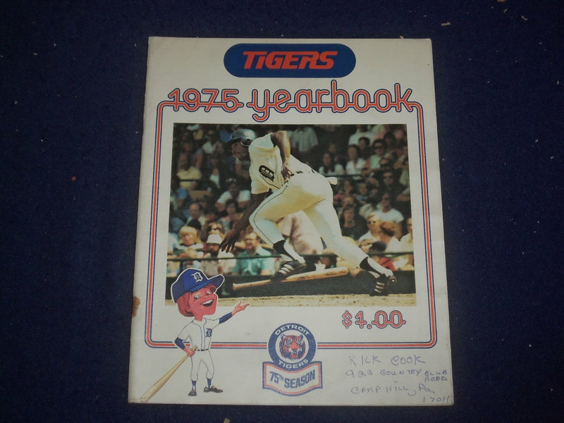 1975 DETROIT TIGERS YEARBOOK - ST 6507