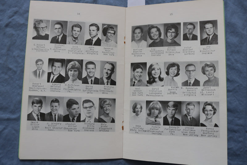 1965 EARLHAM COLLEGE DIRECTORY OF NEW STUDENTS SOFTCOVER BOOK - INDIANA - K 311