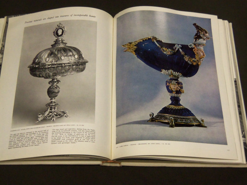 1966 TREASURES OF THE LOUVRE VOLUME 1 & 2 - PRINTED IN FRANCE - KD 1029