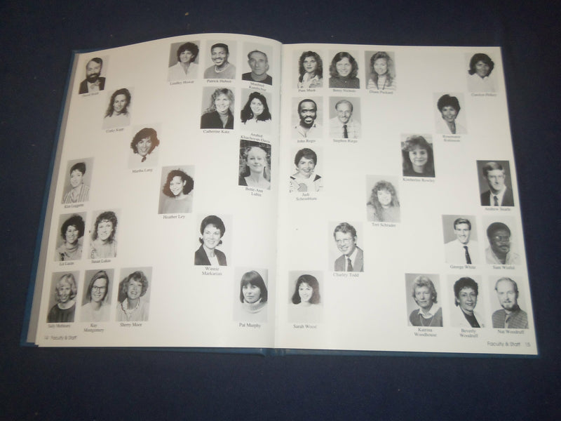 1990 WATKINSON SCHOOL YEARBOOK - HARTFORD, CONNECTICUT - YB 2384
