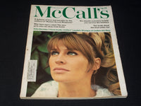 1966 NOVEMBER MCCALL'S MAGAZINE - JULIE CHRISTIE NICE FRONT COVER & ADS - E 4491