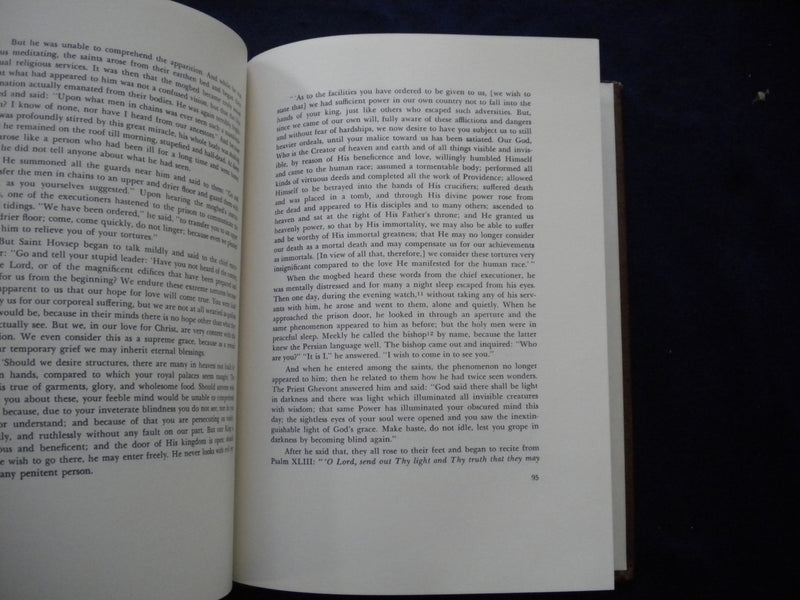 1975 YEGHISHEH - KNIGHTS OF VARTAN HARDCOVER BOOK - KD 8003