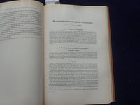 1961 LEHRBUCH DER PADIATRIE HARDCOVER BOOK - GERMAN TEXT - KD 8990