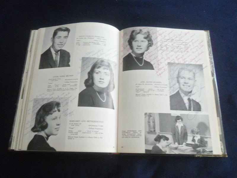 1960 PINDARIAN ST. LUKE'S HIGH SCHOOL YEARBOOK - HOHOKUS, NEW JERSEY - YB 2781