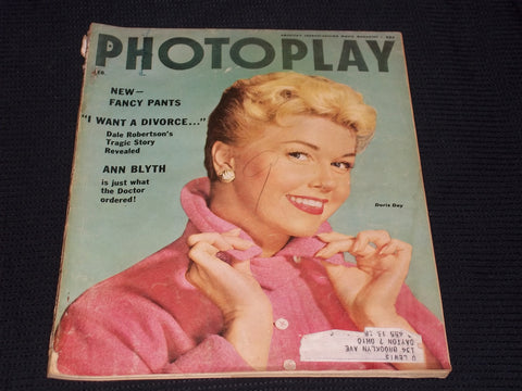 1955 FEBRUARY PHOTOPLAY MAGAZINE - DORIS DAY FRONT COVER - E 16663