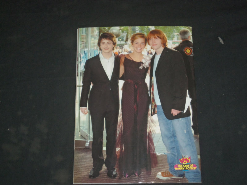 2004 OCTOBER WOW! MAGAZINE - LINDSAY LOHAN COVER - B 597